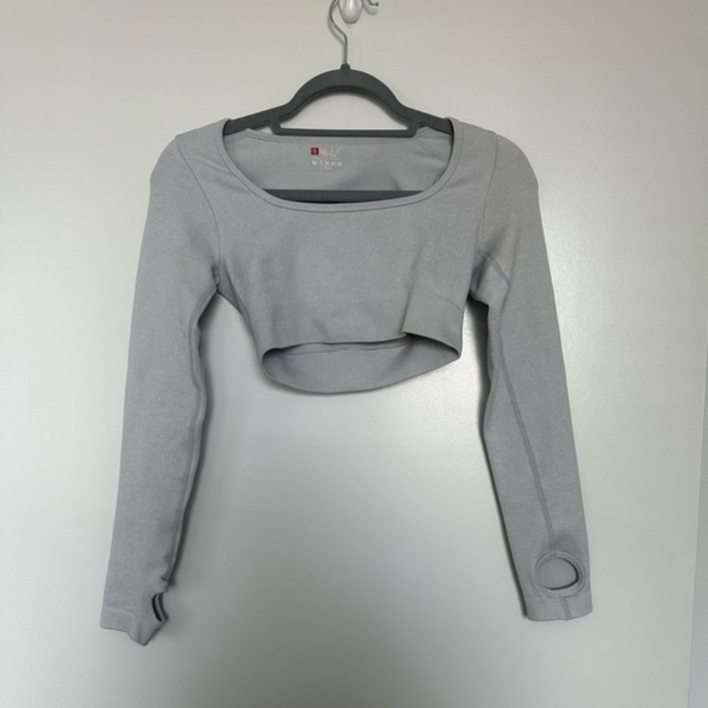SHEIN gray cropped athletic top, long sleeve